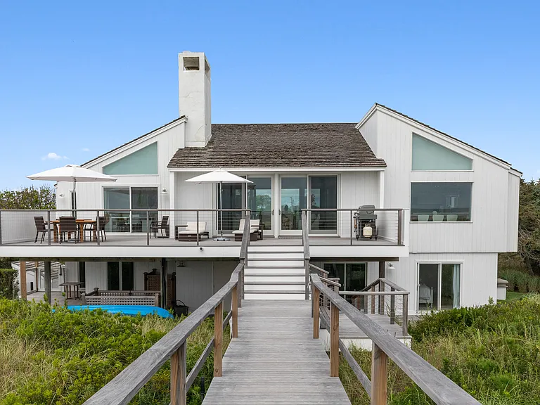 114 Dune Rd — Photo 45