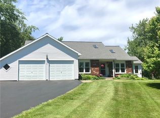 4965 Brasser Rd, Williamson, NY 14589