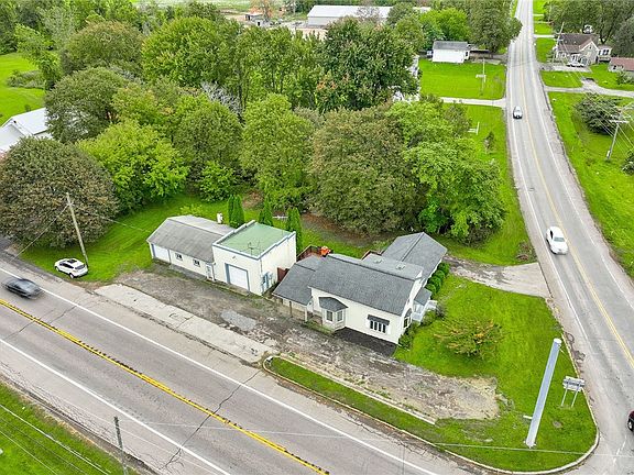 5th image of 9235 W Ridge Rd