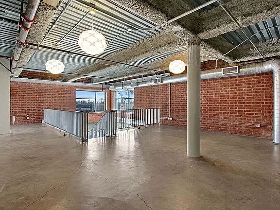 3rd image of 5355 Cartwright Ave #318