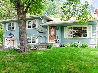 35 Terrace Hall Ave, Burlington, MA 01803