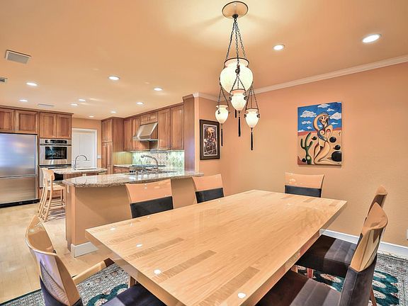 4th image of 26 Trillium Ln