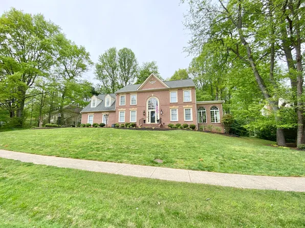 11128 Bowen Ave, Great Falls, VA 22066