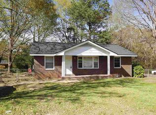 253 Springdale Dr, Winder, GA 30680