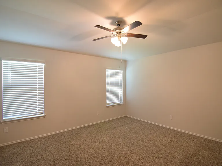 1424 Merritt St — Photo 9