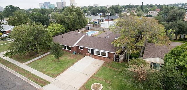 1st image of 1207 W Kansas Ave