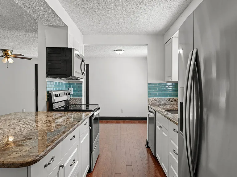 12419 Hidden Brook Dr — Photo 8