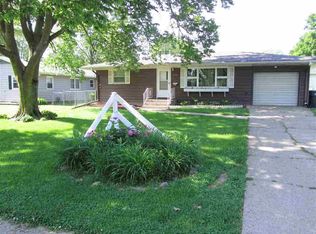 1140 4th Ave N, Clinton, IA 52732