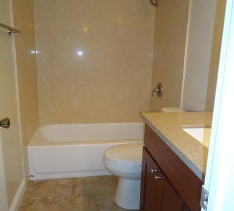 5th image of 8086 Park Villa Cir