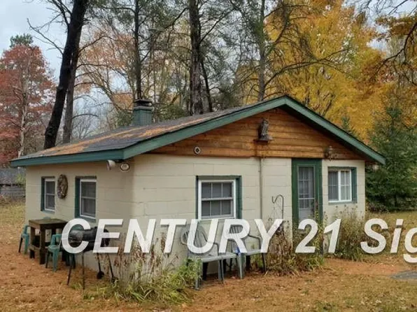 1715 E Highwood Rd, Beaverton, MI 48612