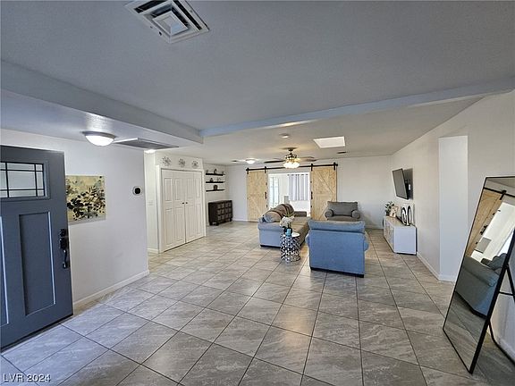 2nd image of 1728 Lamplighter Ln