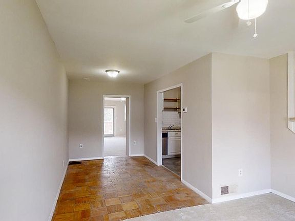 5th image of 5241 Patrick Henry Dr