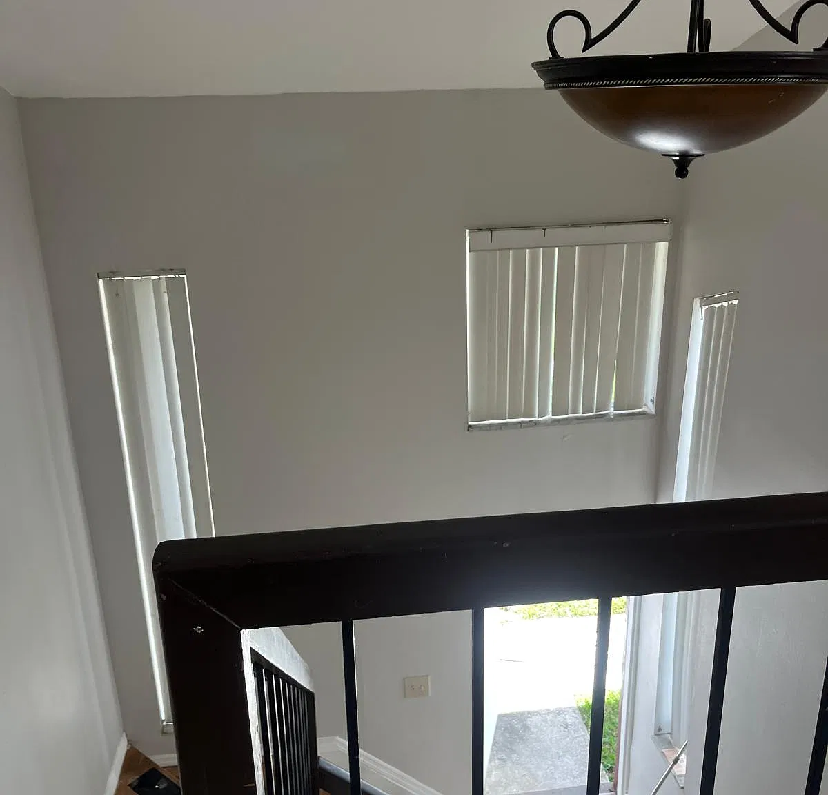 2116 NW 58th Ave — Photo 2