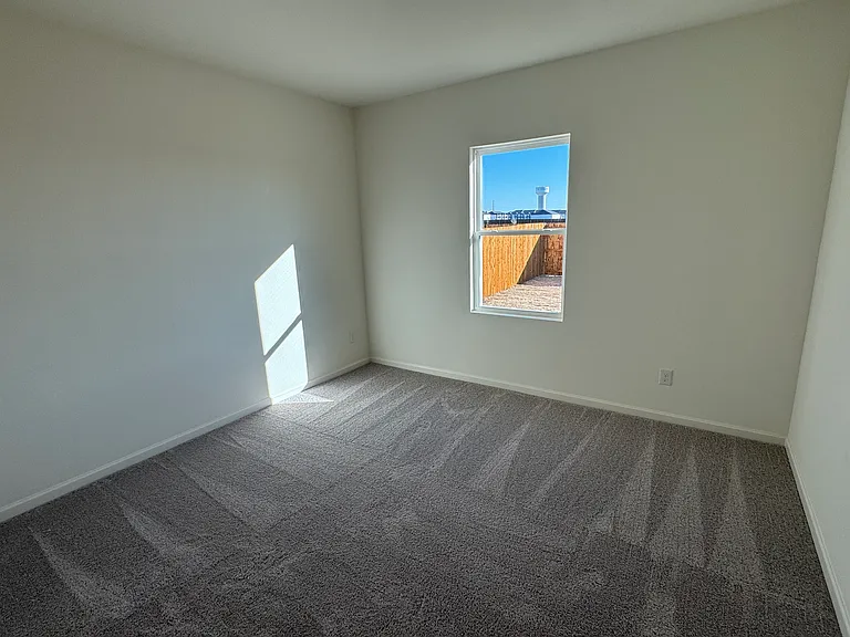 219 Savannah Way — Photo 16