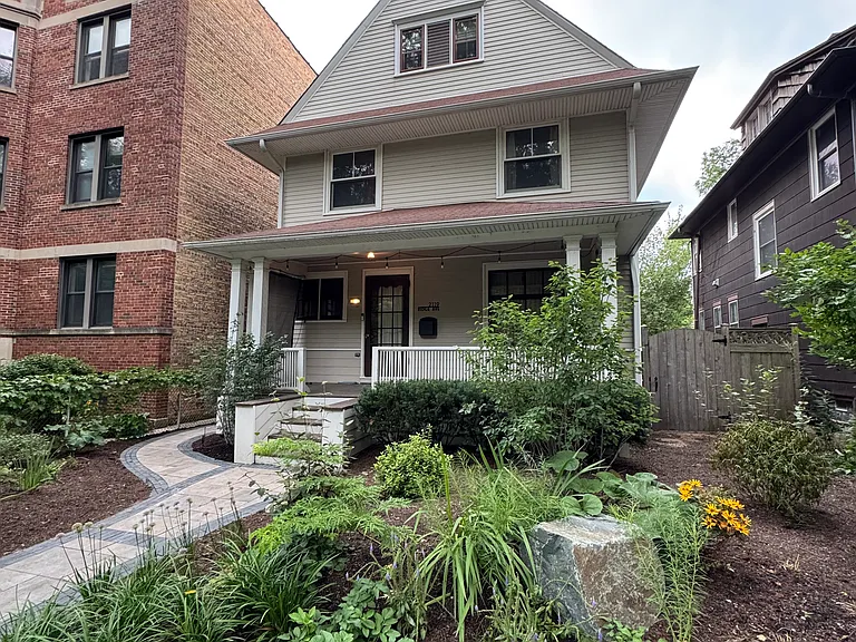 2119 Ridge Ave — Photo 1