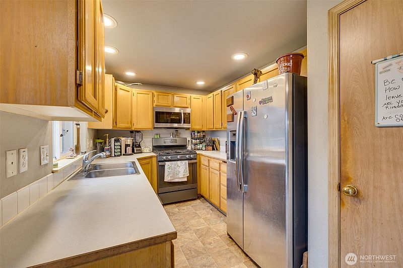 5th image of 19223 Vista Drive