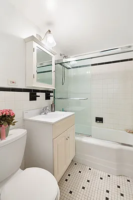 Sold by Compass | media 4