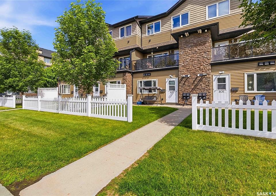 1st image of UNIT 807-110 Shillington CRESCENT