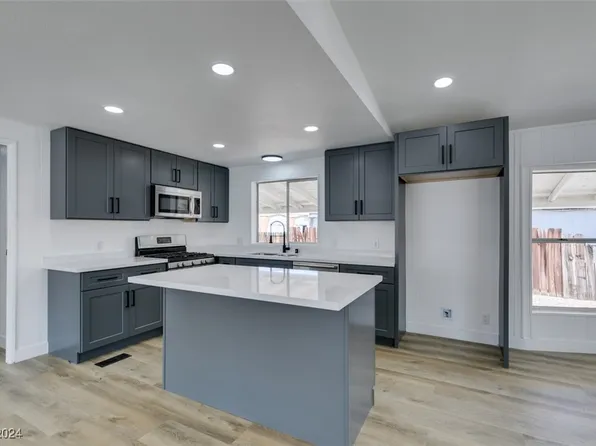 5512 Tahoe Dr, Las Vegas, NV 89142