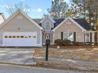 1175 Hillary Ln, Lawrenceville, GA 30043