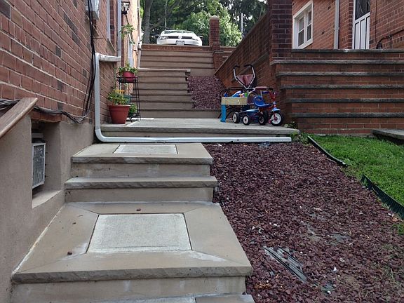 New Side Walk Way
