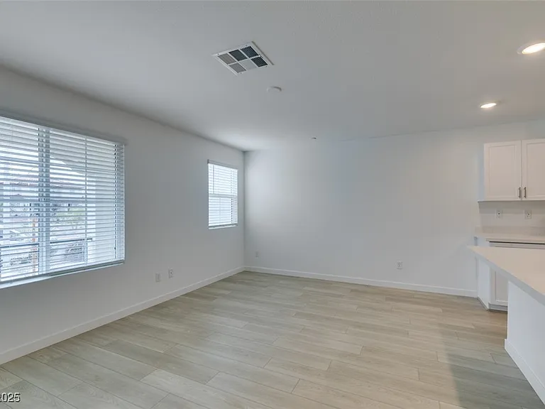 945 Jigglypuff Pl — Photo 10