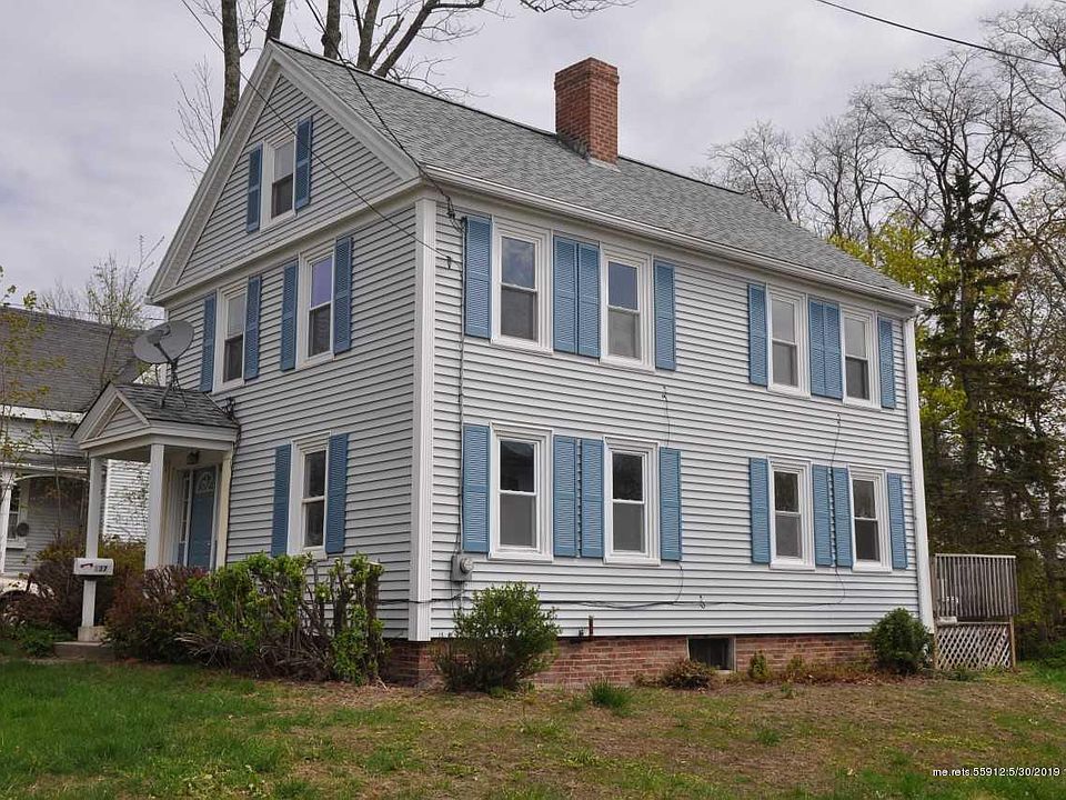 2nd image of 137 State St