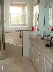 4th image of 4552 NW 94th Ct