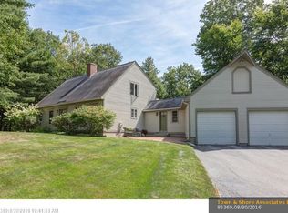 222 Fickett St, Cape Elizabeth, ME 04107