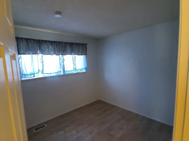 3070 Seiford Ave SE — Photo 5