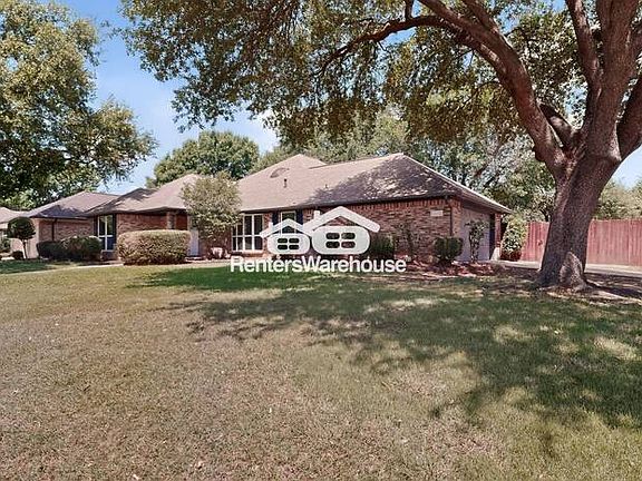 4th image of 1211 Fairfax Dr