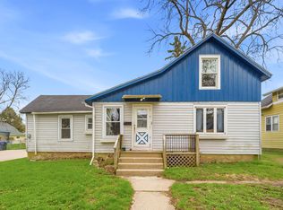 314 E Hancock St, New London, WI 54961