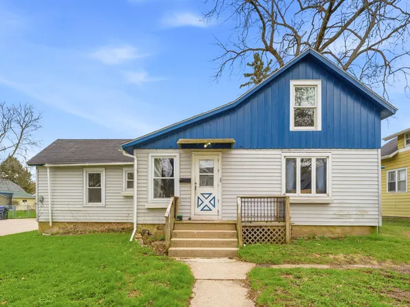 314 E Hancock St, New London, WI 54961