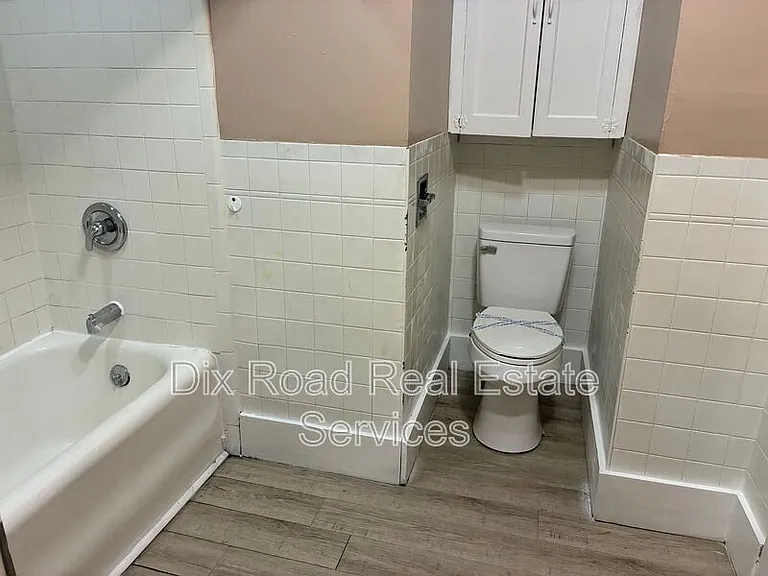 1430 Coventry Rd — Photo 17