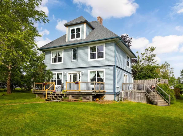 3 Bunbury Rd, Stratford, PE C1B 1T8