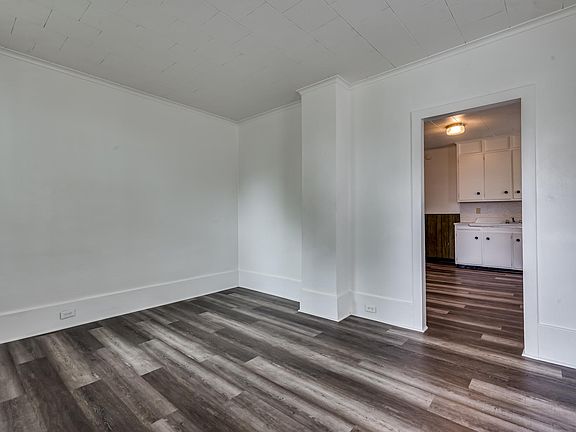 5th image of 25 Pulaski St #25