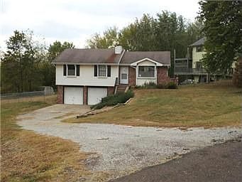 2nd image of 14065 Huntington Ln