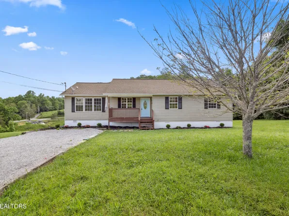 165 Kenzie Ln, La Follette, TN 37766