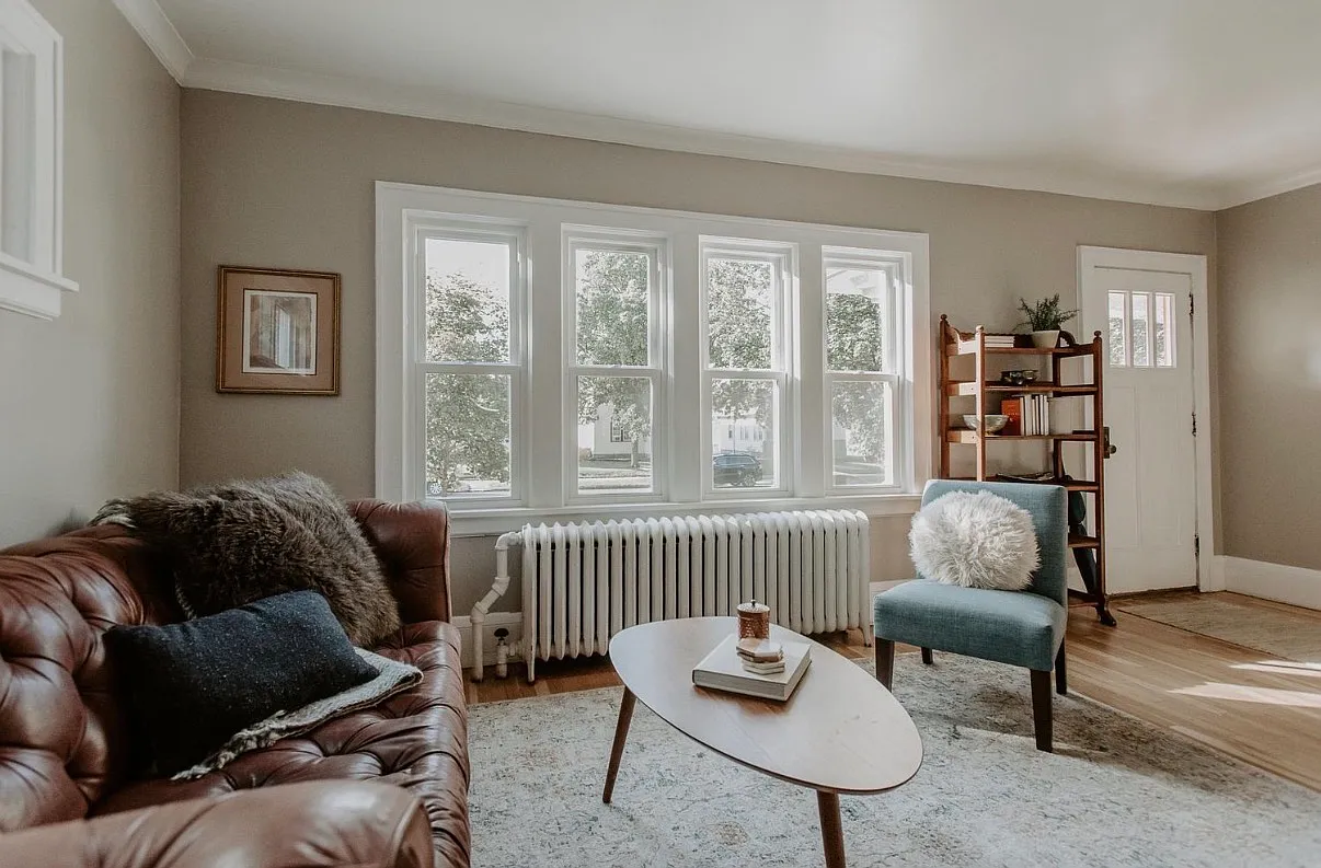 2 bed, 950 sqft, $2,200 — Photo 1