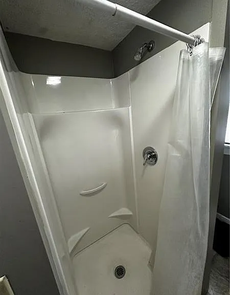 219 S 10th Shower_07162025