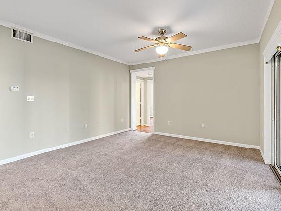5th image of 5060 Fairways Cir #101