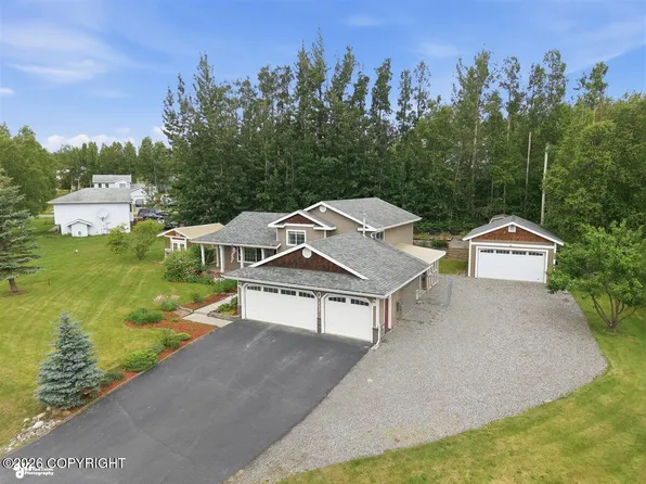 443 N Tiffany Dr, Palmer, AK 99645