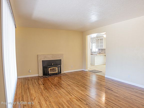 4th image of 1202 N Orchard Ave