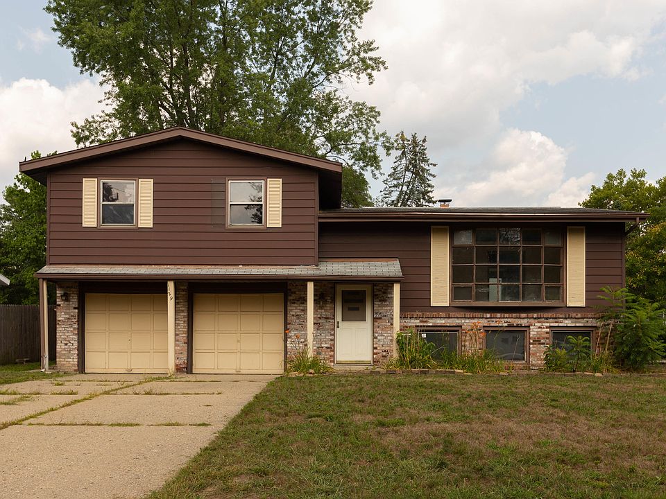 1st image of 1129 Springwood Dr SE