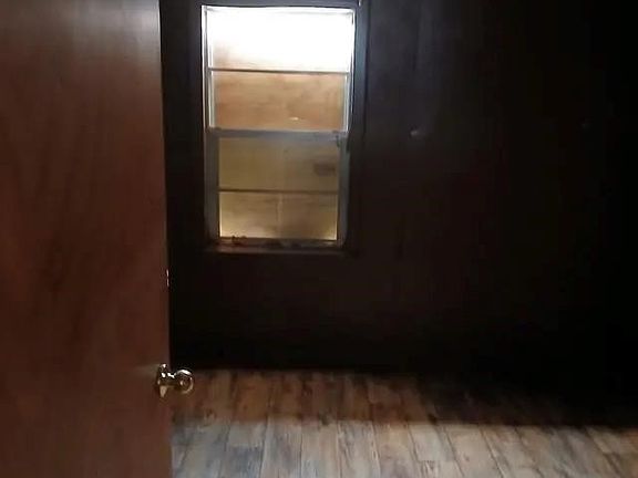 3rd image of 2237 Marble Ave
