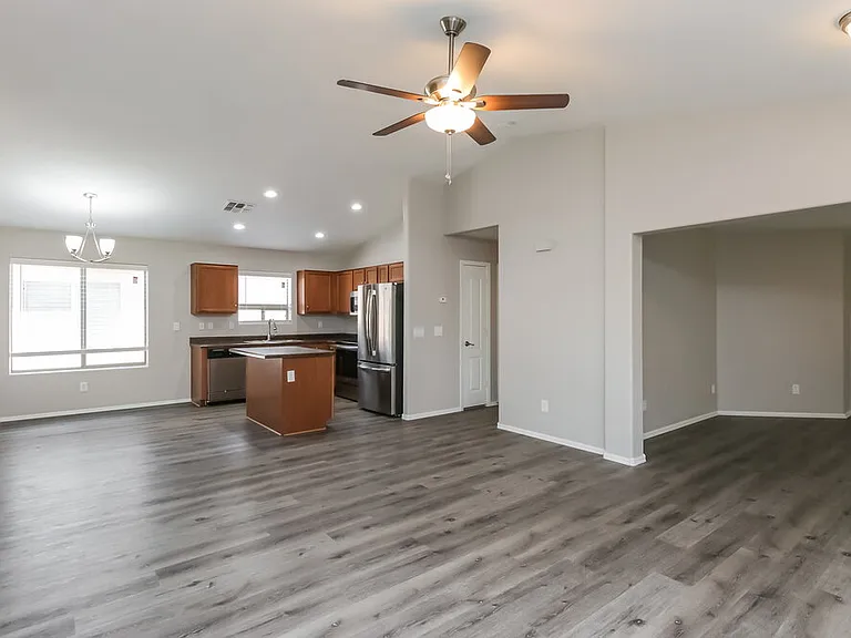 4127 E Mica Rd — Photo 5
