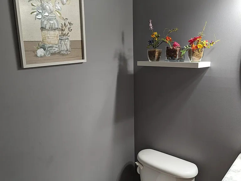 394 E Tall Oaks Ln — Photo 10