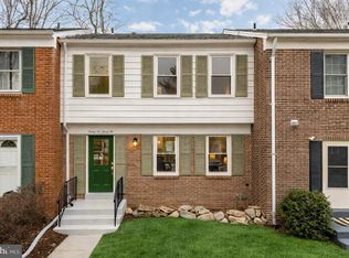 9532 Burdett Rd, Burke, VA 22015