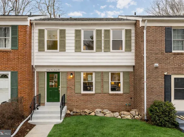 9532 Burdett Rd, Burke, VA 22015