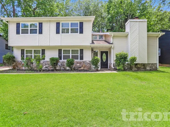 6583 Oakwood Dr, Douglasville, GA 30135